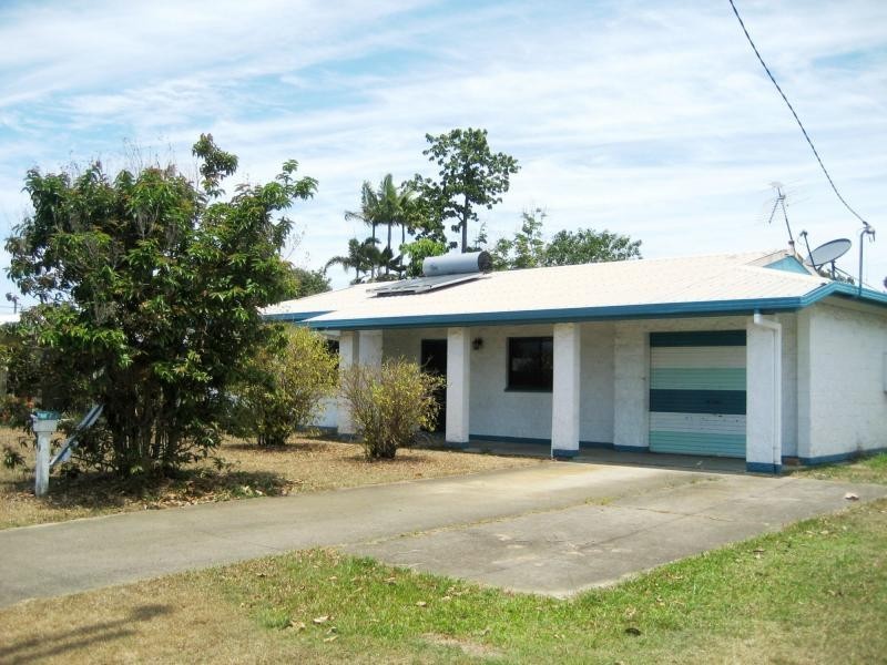 9 Ferguson Street, Cardwell QLD 4849