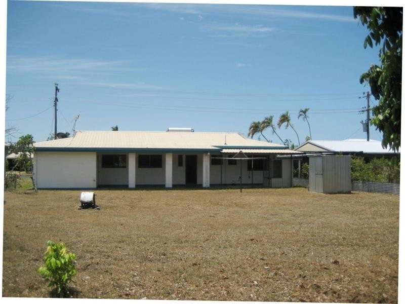 9 Ferguson Street, Cardwell QLD 4849