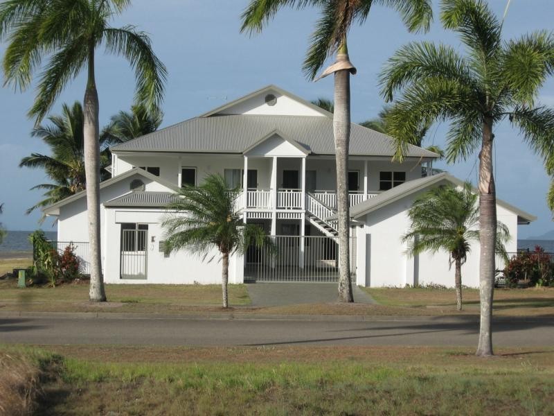 23 Keith Williams Drive, Cardwell QLD 4849