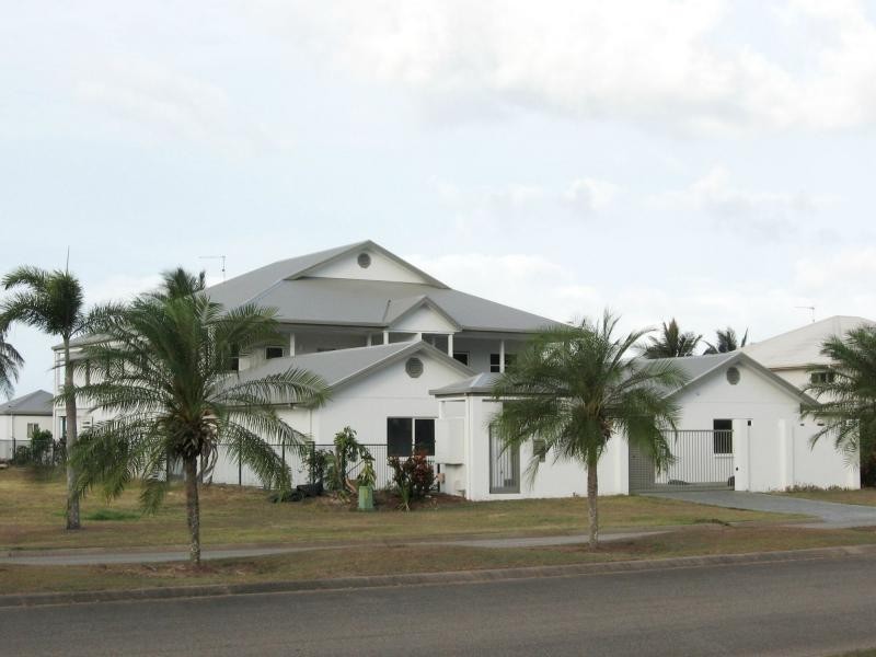 23 Keith Williams Drive, Cardwell QLD 4849