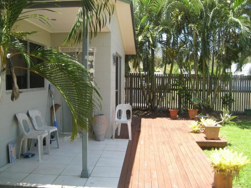 Unit 4/13 Toohey Street, Cardwell QLD 4849