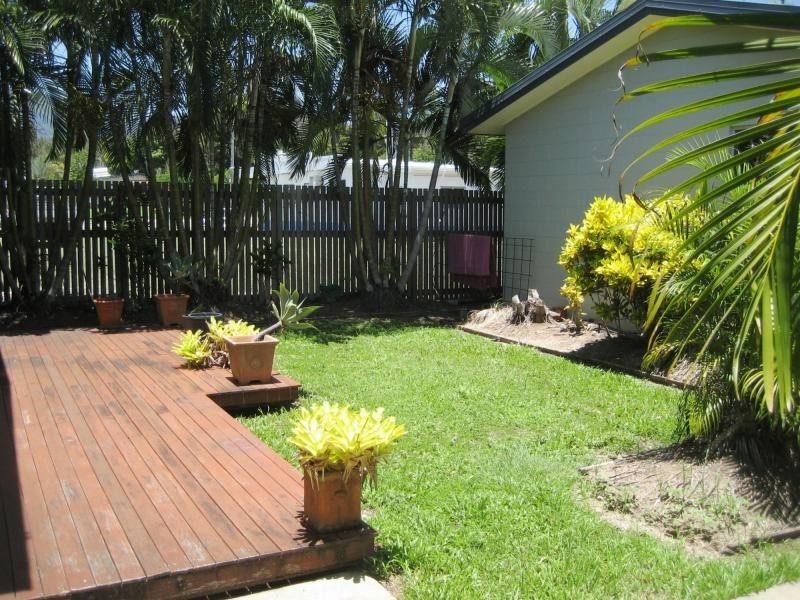 Unit 4/13 Toohey Street, Cardwell QLD 4849