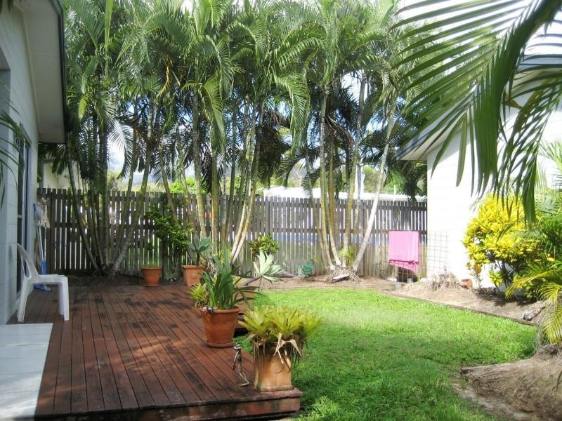Unit 4/13 Toohey Street, Cardwell QLD 4849