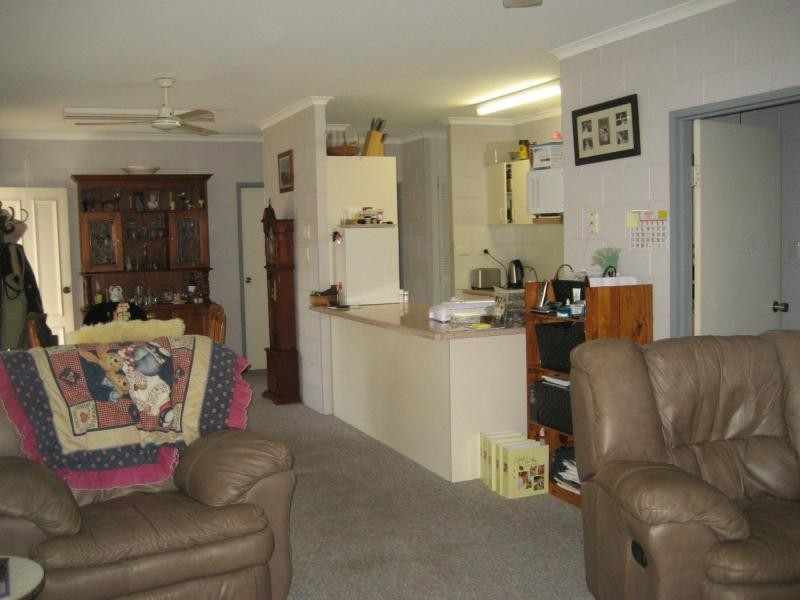 10 Lawson Drive, Cardwell QLD 4849
