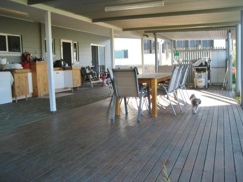 10 Lawson Drive, Cardwell QLD 4849