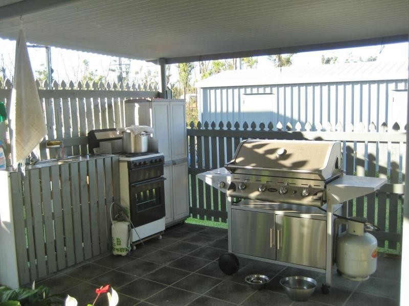 10 Lawson Drive, Cardwell QLD 4849