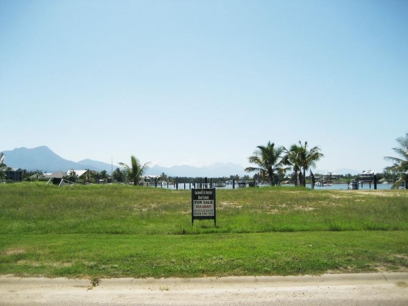 11 Poinciana Boulevard, Cardwell QLD 4849