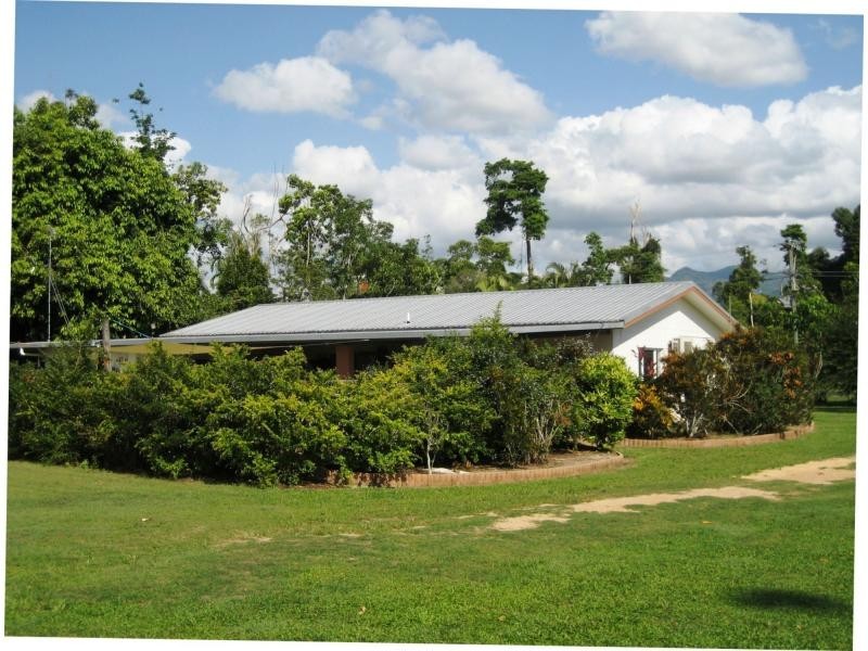 33 Sullivan Road, Carruchan QLD 4816