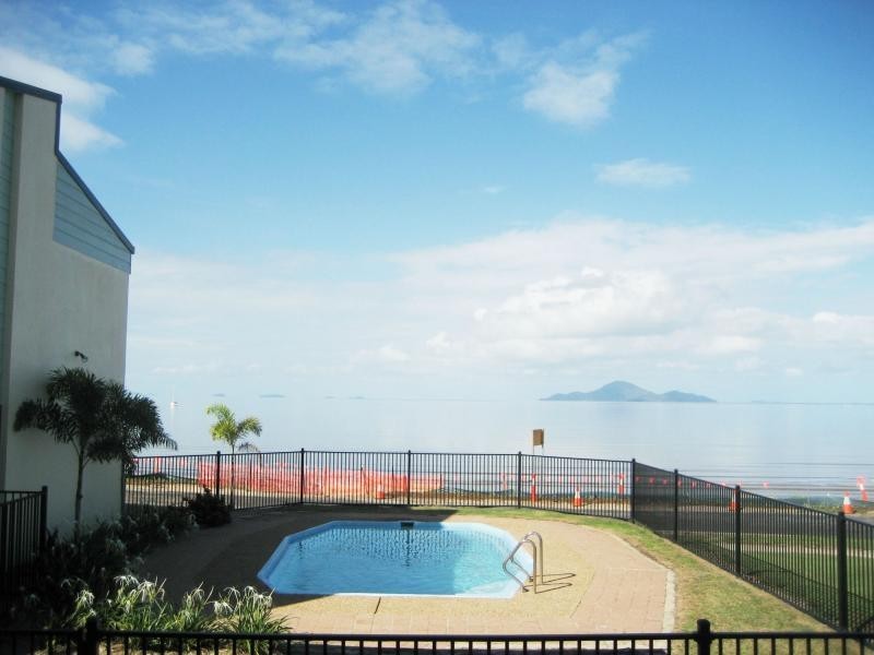 Unit 3/160 Victoria Street, Cardwell QLD 4849