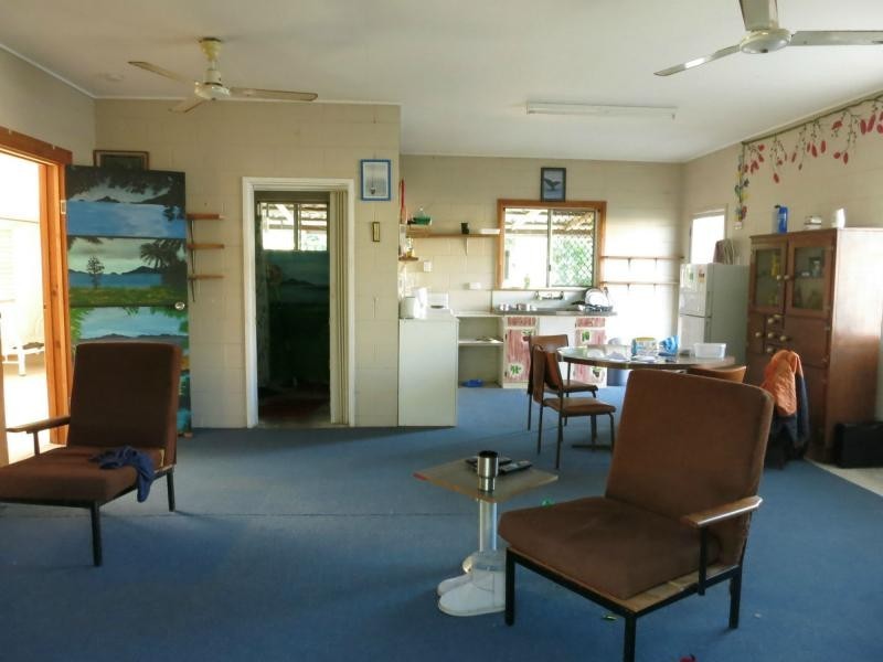 24 Roma Street, Cardwell QLD 4849