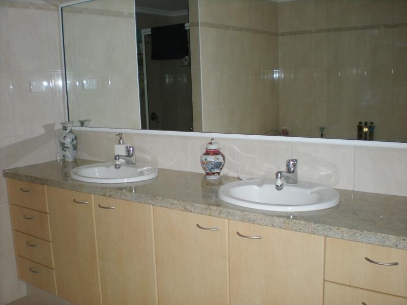 Unit 2/23 Poinciana Boulevard, Cardwell QLD 4849