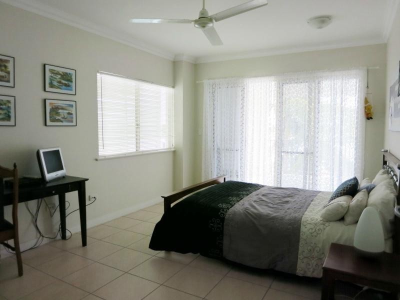 Unit 2/23 Poinciana Boulevard, Cardwell QLD 4849