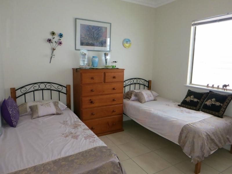 Unit 2/23 Poinciana Boulevard, Cardwell QLD 4849