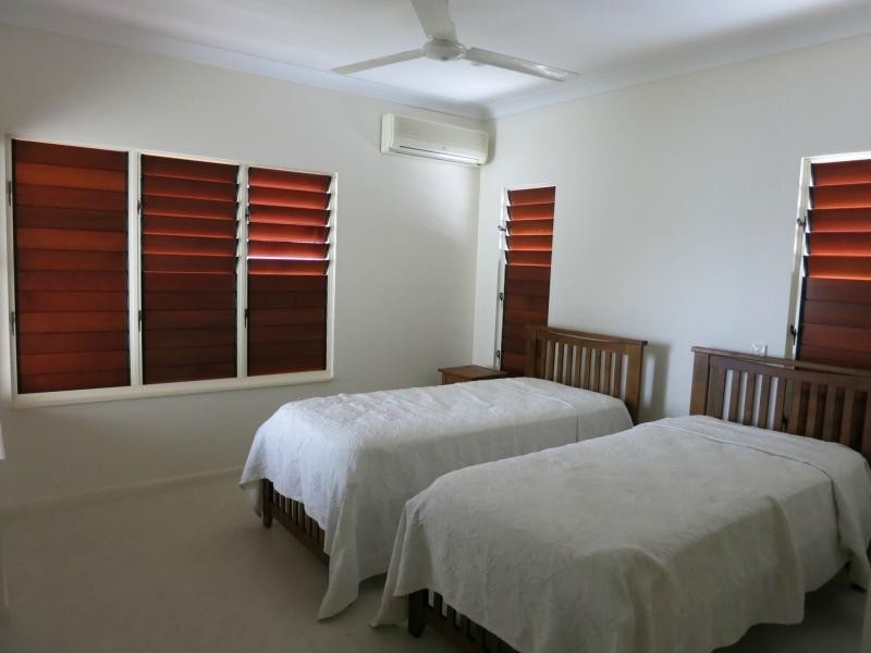 Unit 1/21 Poinciana Boulevard, Cardwell QLD 4849