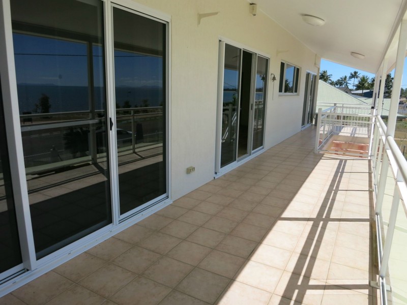 37 Marine Parade, Cardwell QLD 4849