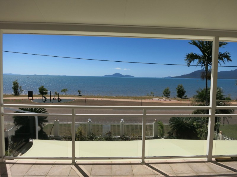 37 Marine Parade, Cardwell QLD 4849