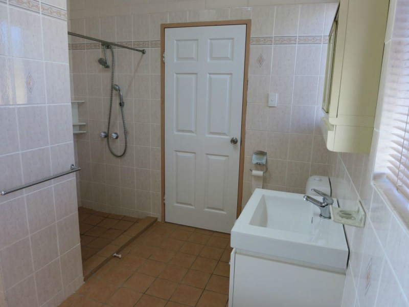 37 Marine Parade, Cardwell QLD 4849