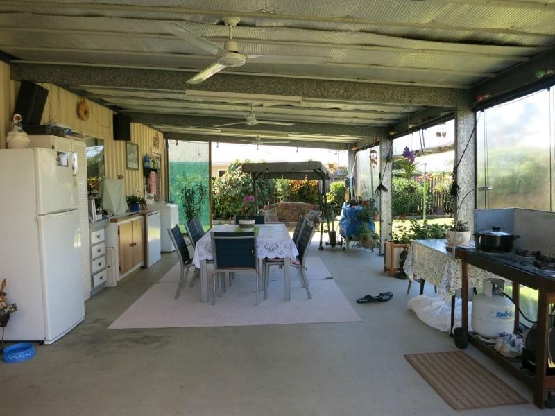 7 Feist Close, Cardwell QLD 4849