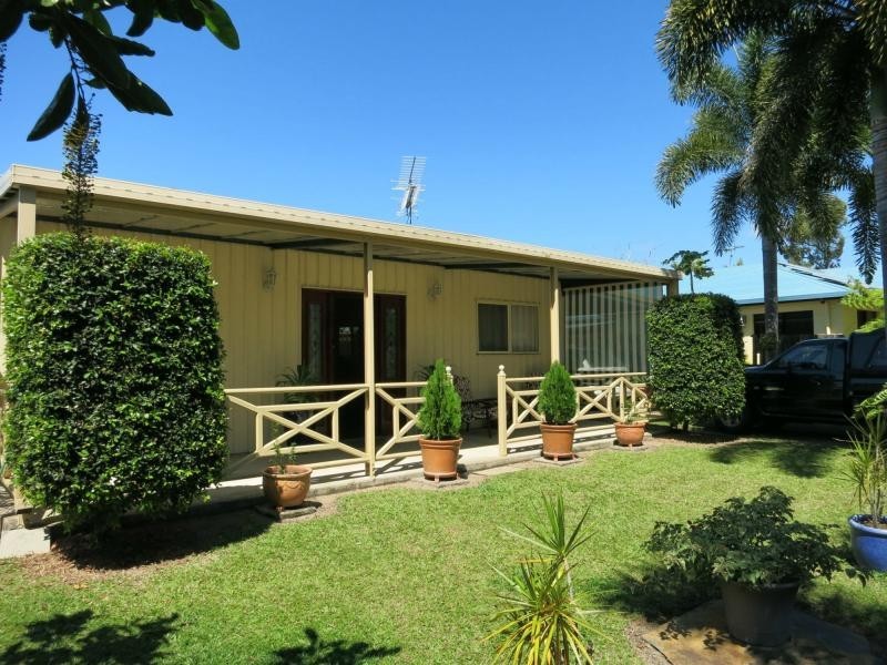 7 Feist Close, Cardwell QLD 4849