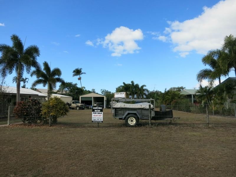 4 White Street, Cardwell QLD 4849