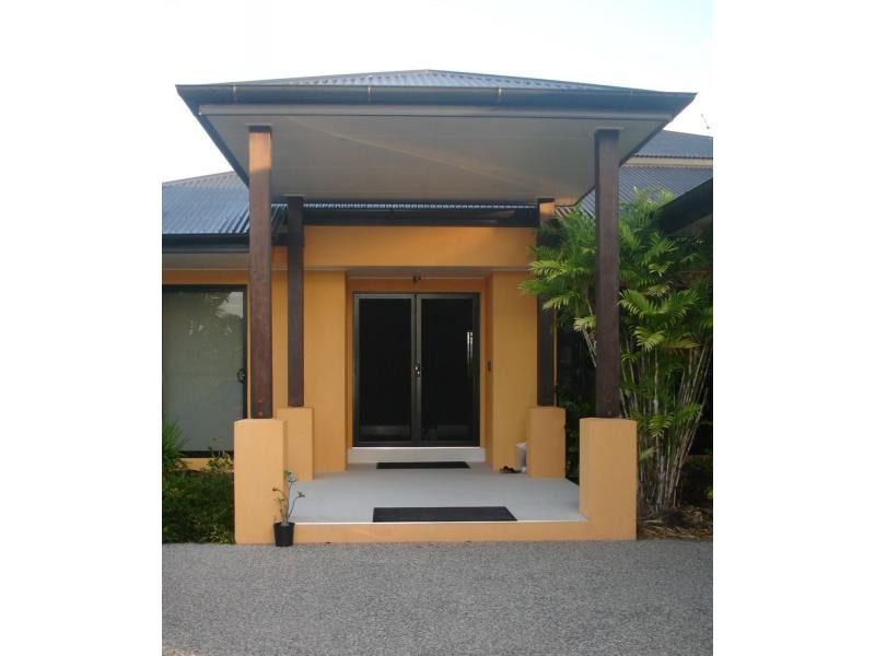 18 Royal Palm Avenue, Cardwell QLD 4849