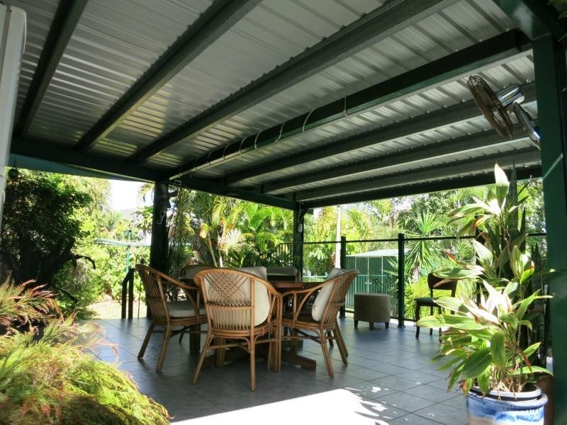 4 Albert Street, Cardwell QLD 4849