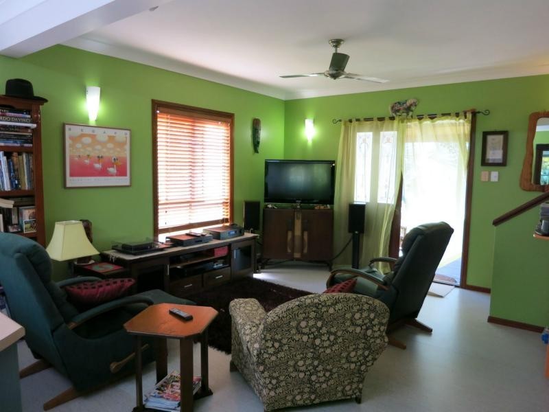 4 Albert Street, Cardwell QLD 4849