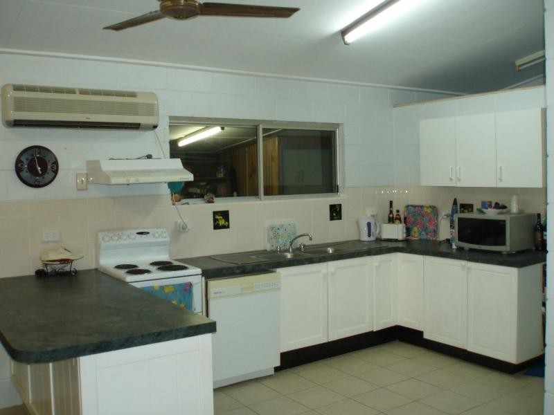 10 Ferguson Street, Cardwell QLD 4849