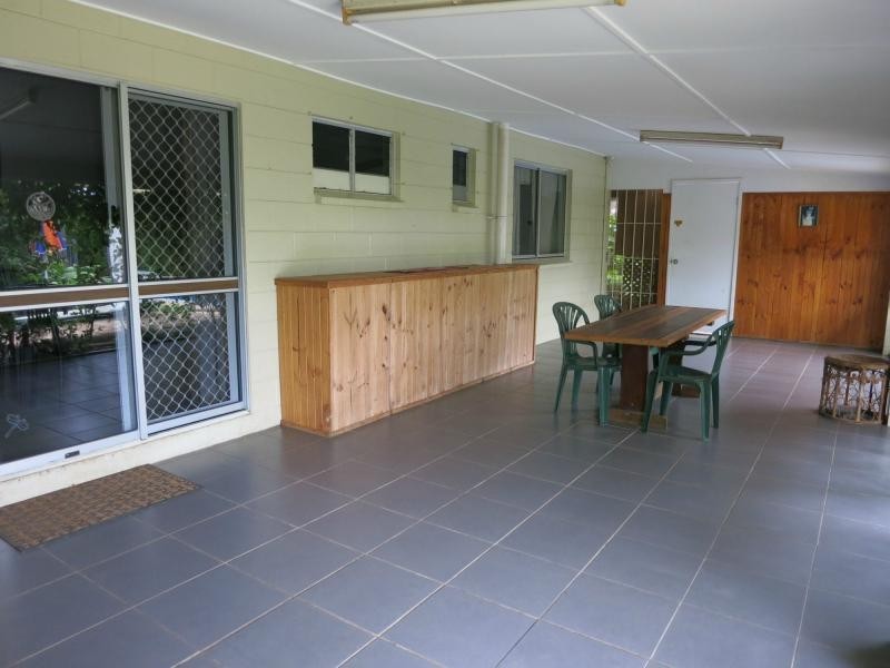 10 Ferguson Street, Cardwell QLD 4849