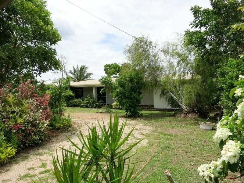 10 Ferguson Street, Cardwell QLD 4849