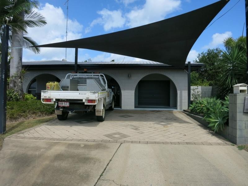 99 Roma Street, Cardwell QLD 4849
