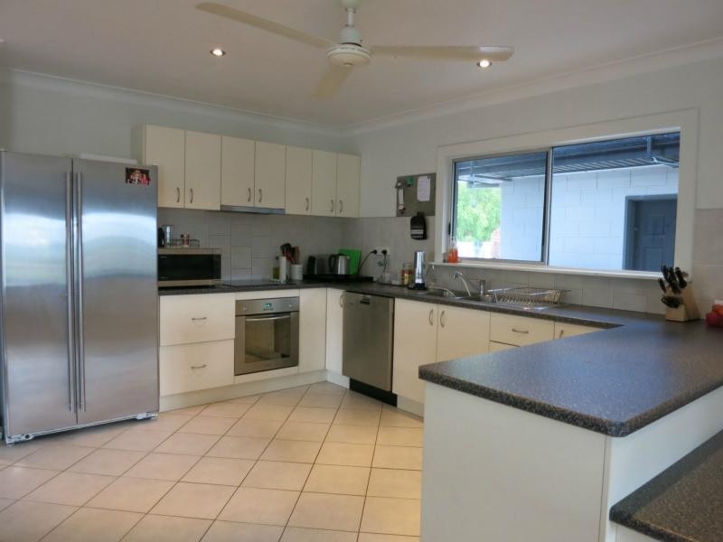 99 Roma Street, Cardwell QLD 4849