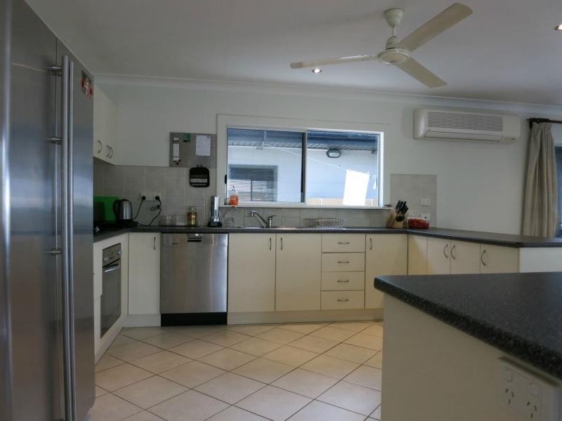 99 Roma Street, Cardwell QLD 4849