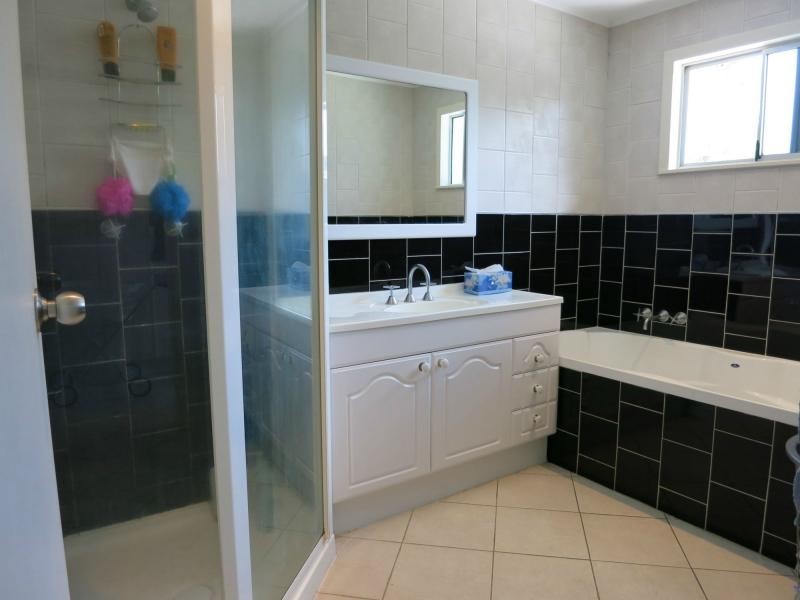 99 Roma Street, Cardwell QLD 4849