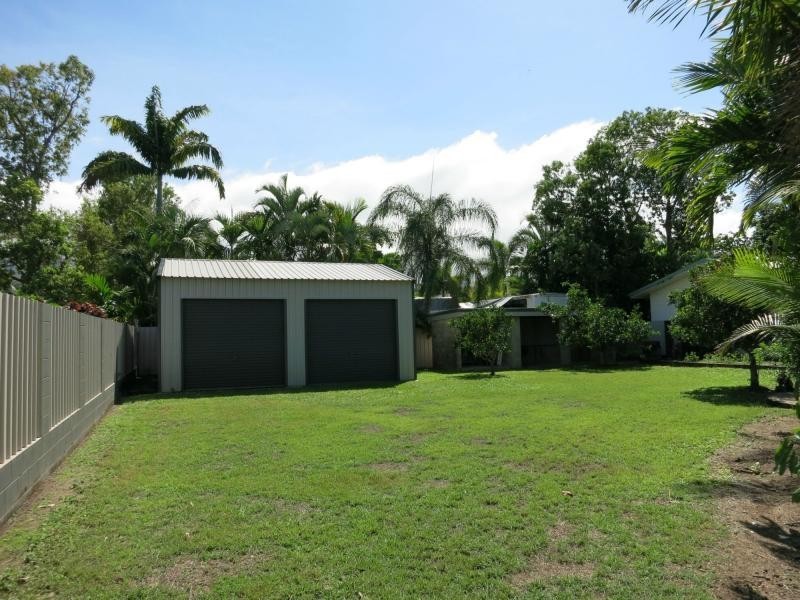 99 Roma Street, Cardwell QLD 4849