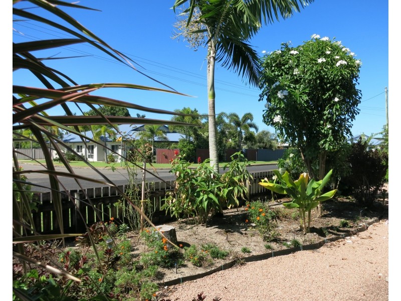 13 Winter Street, Cardwell QLD 4849