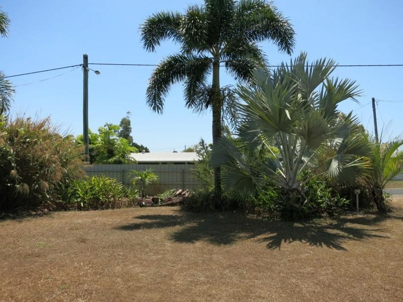 29 Panos Street, Cardwell QLD 4849