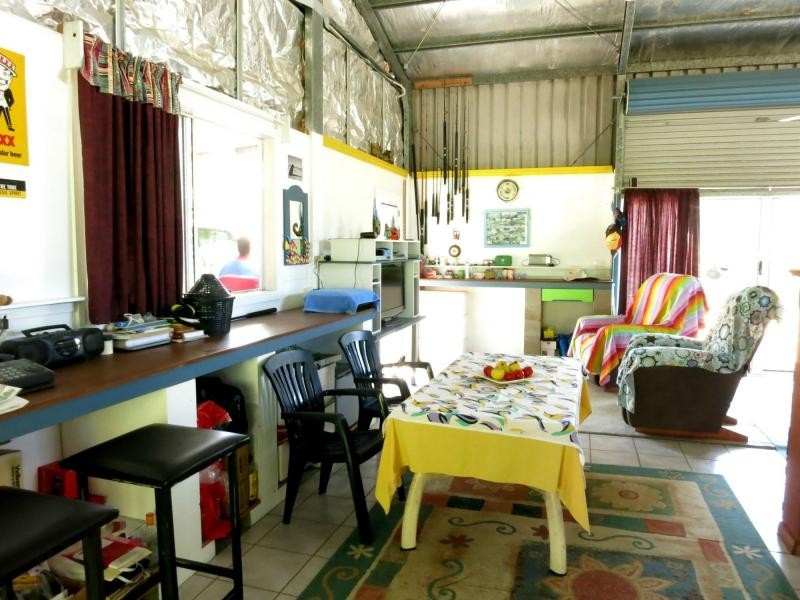 28 Melaleuca Drive, Tully Heads QLD 4854