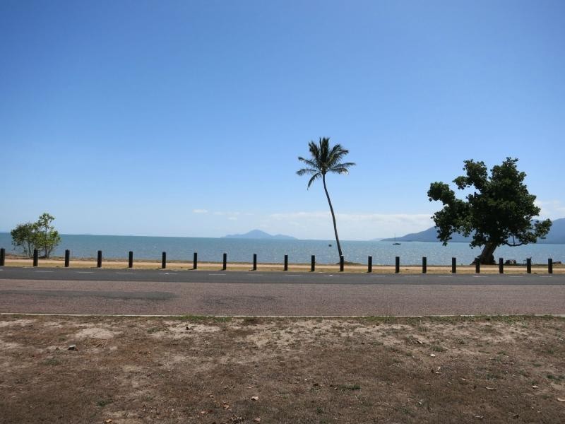 L3, 31 Marine Parade, Cardwell QLD 4849