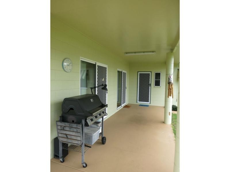 2 White Street, Cardwell QLD 4849