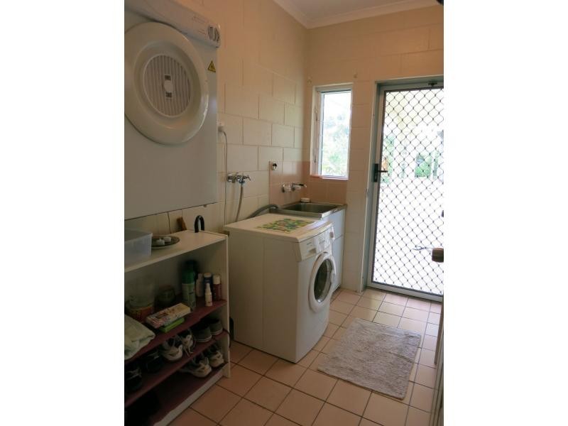 2 White Street, Cardwell QLD 4849