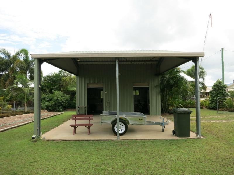 2 White Street, Cardwell QLD 4849
