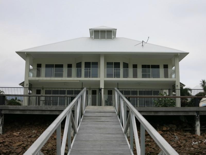 21 Poinciana Boulevard, Cardwell QLD 4849