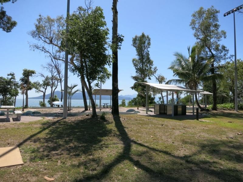 1 Coral Sea Drive, Cardwell QLD 4849