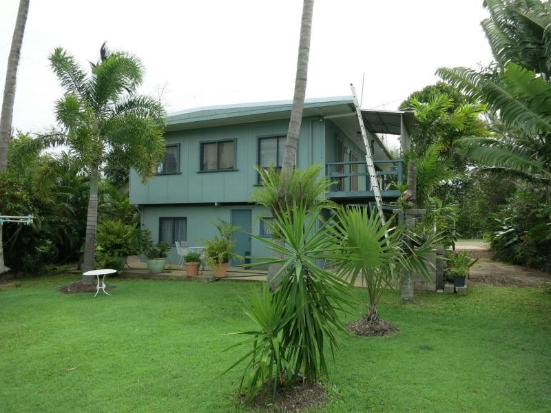 6 Jamieson Street, Cardwell QLD 4849