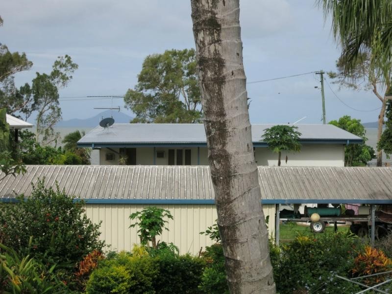 6 Jamieson Street, Cardwell QLD 4849