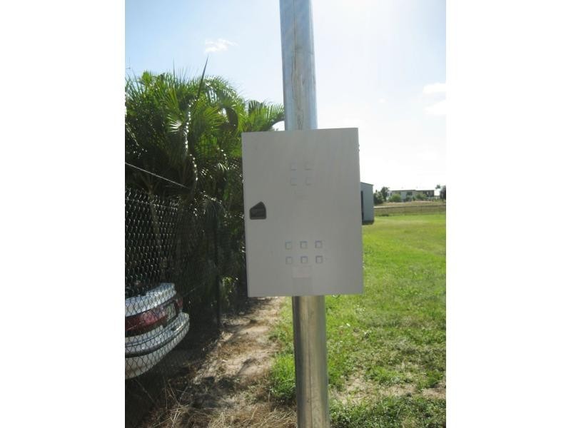 128 Roma Street, Cardwell QLD 4849