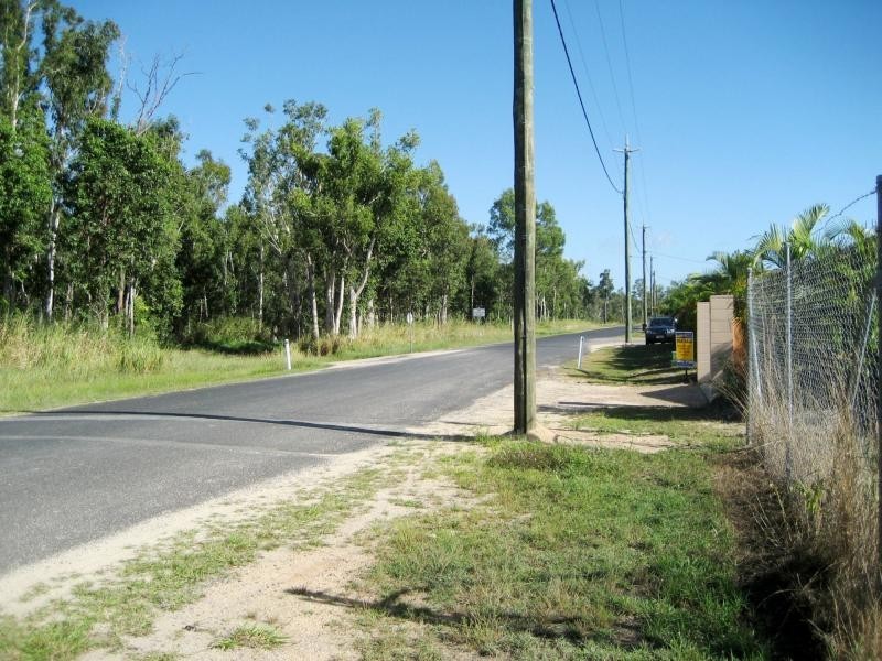 128 Roma Street, Cardwell QLD 4849