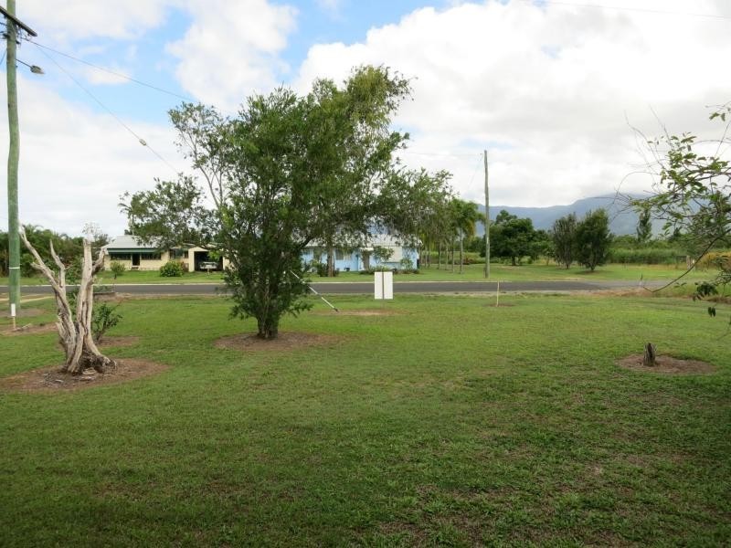 52 Kennedy Creek Road, Kennedy QLD 4816