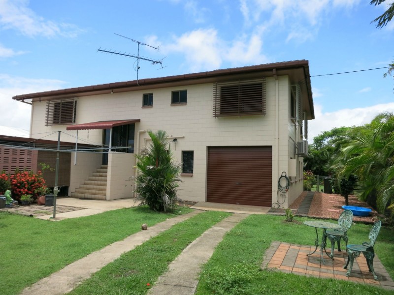 18 Landsdown Street, Cardwell QLD 4849